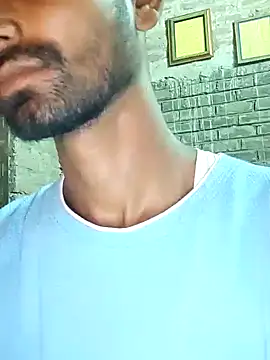 ThethunderPo Show in webcam