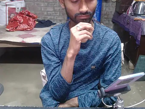 ThethunderPo webcam show