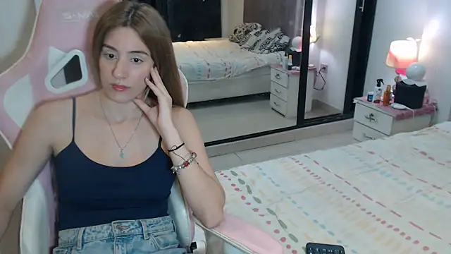 _SexyDoll_ 라이브 XXX 채팅