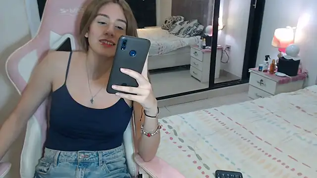 Czat XXX na żywo – _SexyDoll_
