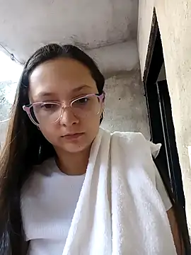 Camilatinass_ Live XXX-Chat