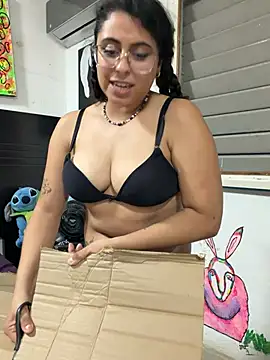 دردشة LaHijaDelPecado الجنسية المباشرة