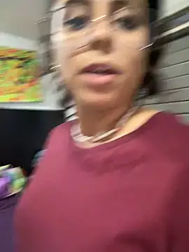 Chat +18 de LaHijaDelPecado ao vivo