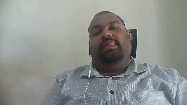 Show modela FatCockBoySL na web-kameri