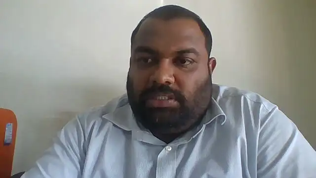 FatCockBoySL: διαδικτυακό σόου στην κάμερα