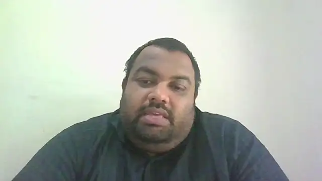 FatCockBoySL Show in webcam