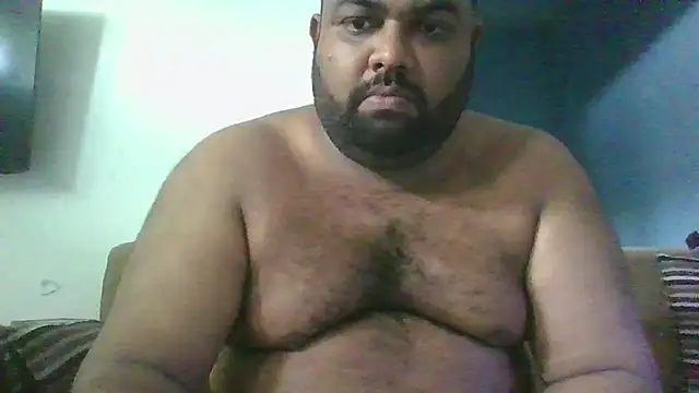 הופעת וובקאם של FatCockBoySL