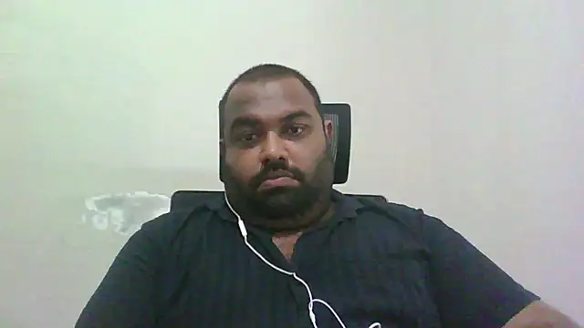 FatCockBoySL Show in webcam