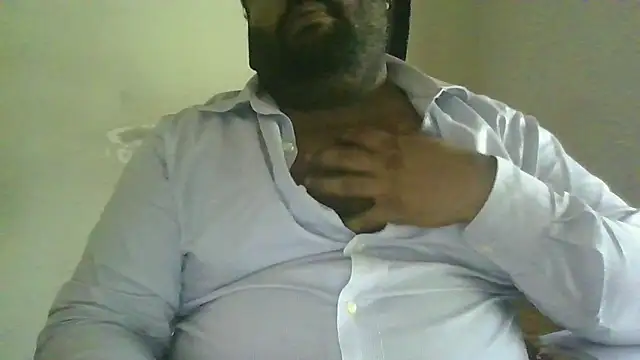 FatCockBoySL Show in webcam