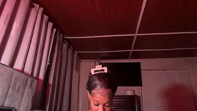 saffirebleu's Live XXX Chat