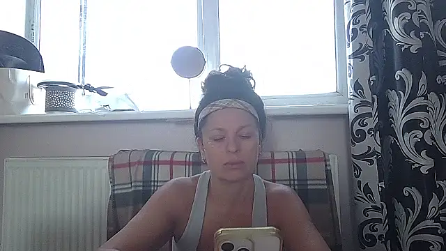 LindaStarS' Live XXX Chat