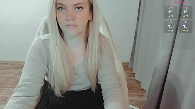AllAboutLoveXx's Webcam Show