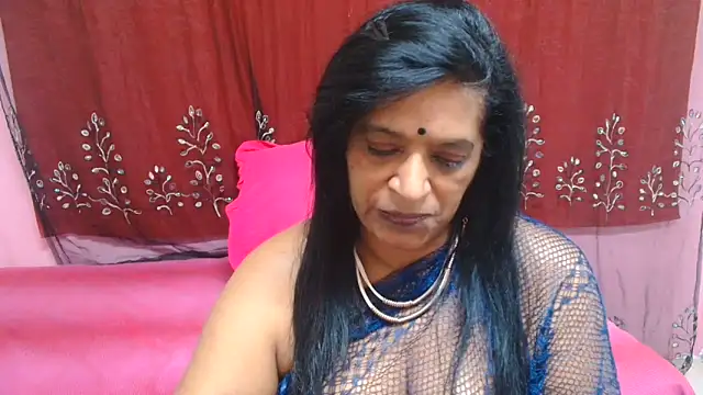 צ'אט XXX בשידור חי של INDIANFUSION