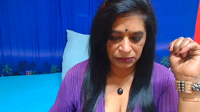 Živý XXX chat INDIANFUSION
