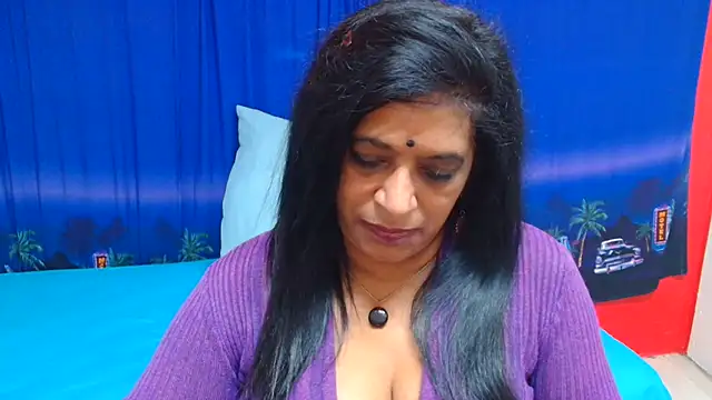 แชท XXX สดของ INDIANFUSION