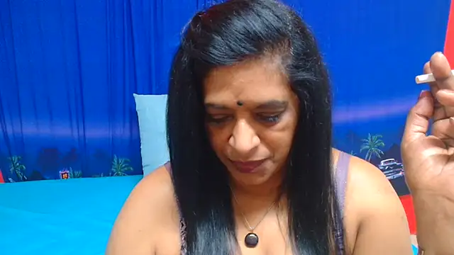 Chatroom XXX en direct de INDIANFUSION