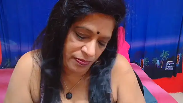 Czat XXX na żywo – INDIANFUSION