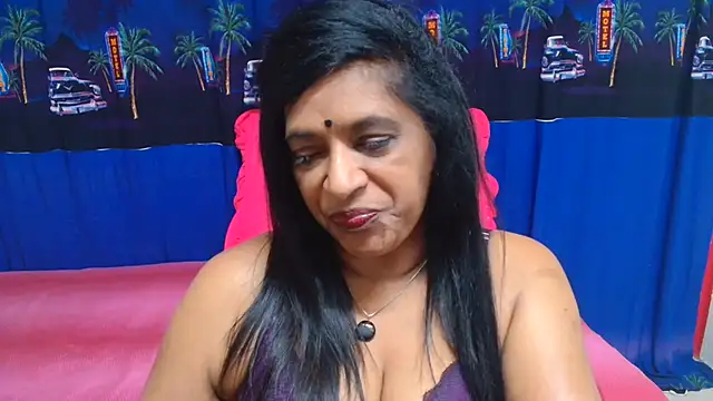 INDIANFUSIONのライブXXXチャット