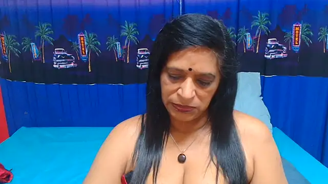 INDIANFUSION Chat XXX in diretta