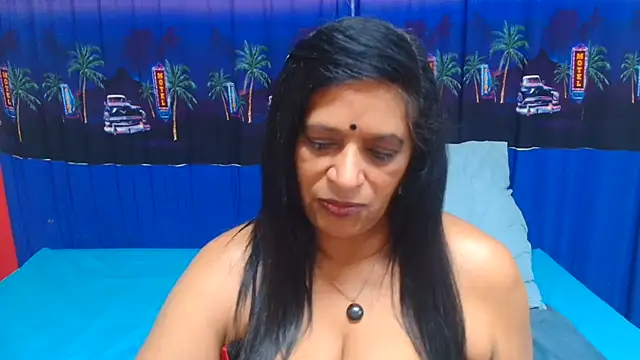 แชท XXX สดของ INDIANFUSION