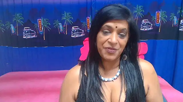 INDIANFUSION Adlı Modelin Canlı XXX Sohbeti