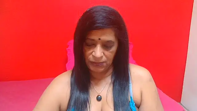 Živý XXX chat INDIANFUSION