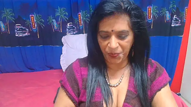 Chatroom XXX en direct de INDIANFUSION