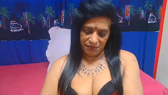 Živý XXX chat INDIANFUSION