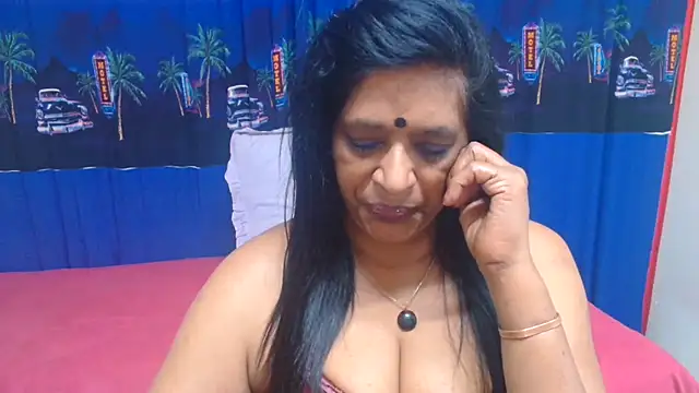 XXX chat uživo modela INDIANFUSION