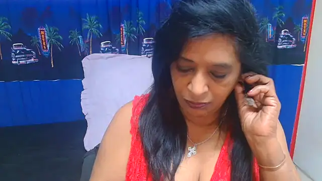 XXX chat uživo modela INDIANFUSION