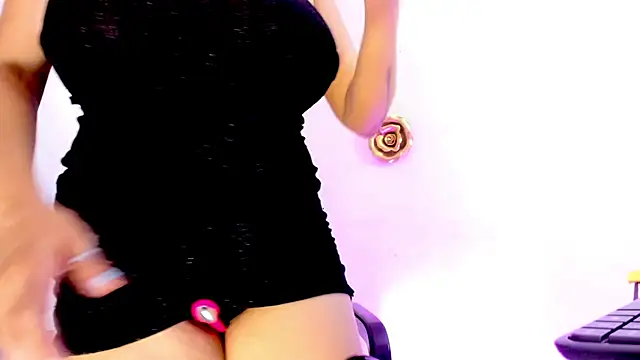 Chat +18 de lilahSweet ao vivo