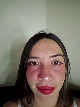 Živá chatovací místnost loveuu-bae