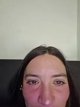 Pertunjukan Kamera Web loveuu-bae