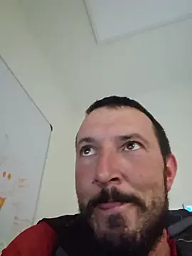 عرض كام UncutHammer69