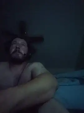 UncutHammer69 webkamerás műsora