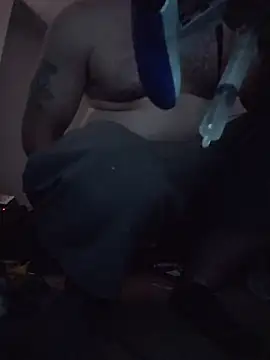 UncutHammer69's Webcam Show