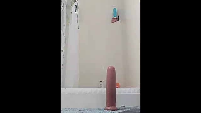 UncutHammer69 Webcam Show