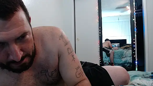 UncutHammer69 webcam show