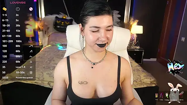 צ'אט XXX בשידור חי של EmilyCandyy