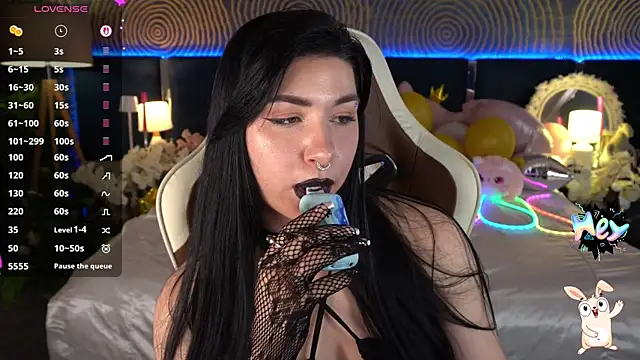 دردشة EmilyCandyy الجنسية المباشرة
