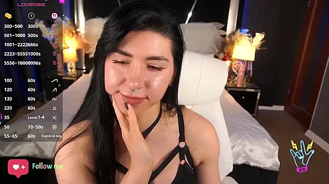 EmilyCandyy 网络视讯表演