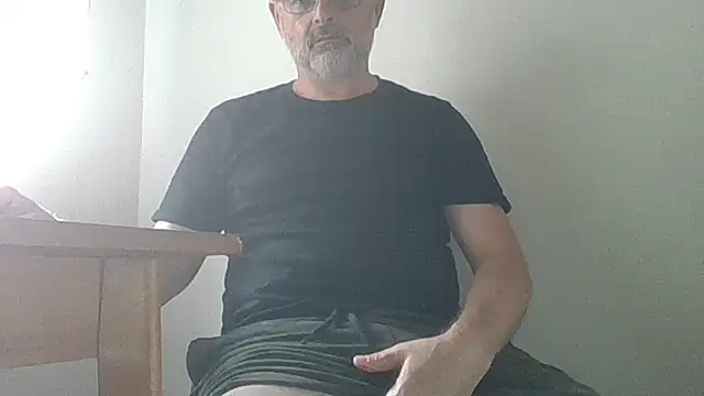 larsmitchel Show in webcam