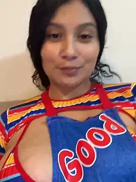 kinky_mila@xh Adlı Modelin Canlı XXX Sohbeti