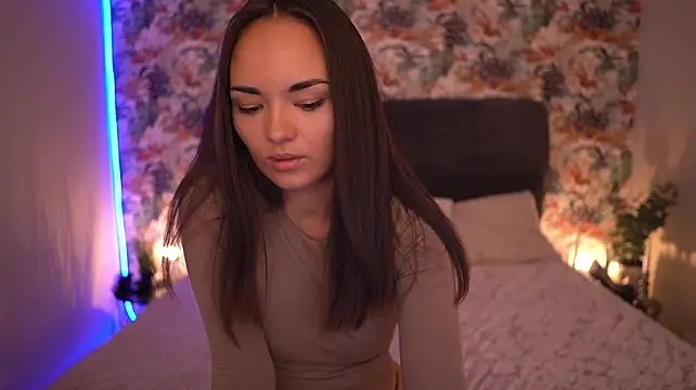 Show modela AsaAkiraa na web-kameri