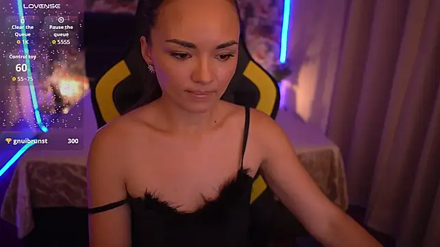 AsaAkiraan Webbikameraesitys