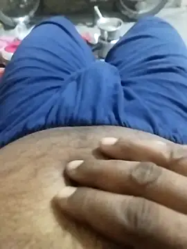 bigh96dik Show in webcam