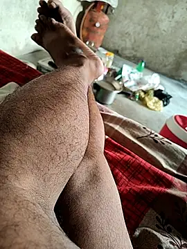 BigFeet96 Show in webcam
