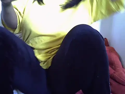 Chat +18 de Artinah22 ao vivo