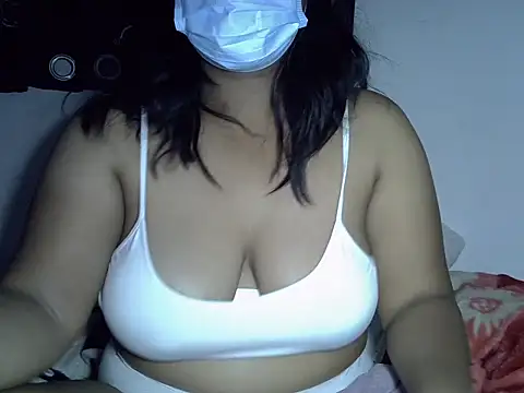 Artinah22 라이브 XXX 채팅