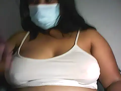 Artinah22 Chat XXX in diretta